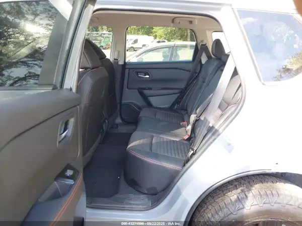 5N1BT3BB1SC822853 2025 NISSAN ROGUE - Image 8