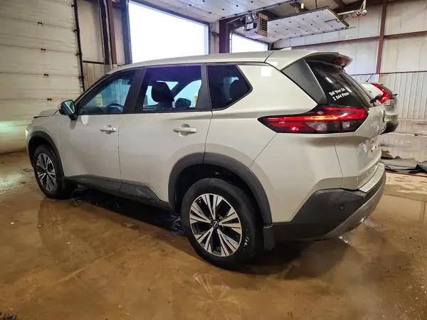 5N1BT3BB2NC674006 2022 NISSAN ROGUE - Image 2