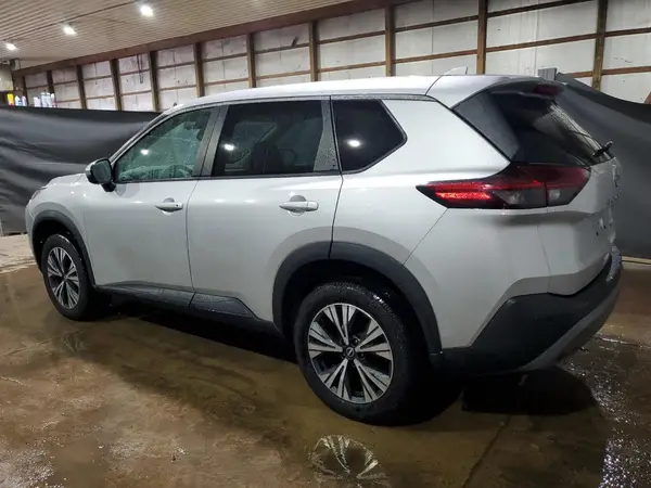 5N1BT3BB2NC677424 2022 NISSAN ROGUE - Image 2