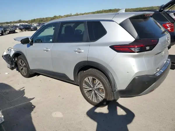 5N1BT3BB2NC687063 2022 NISSAN ROGUE - Image 2