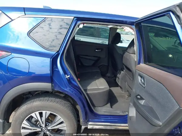 5N1BT3BB2NC689783 2022 NISSAN ROGUE - Image 8