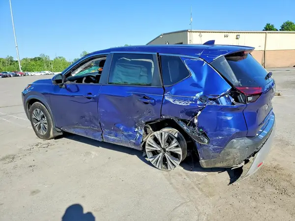5N1BT3BB2NC716304 2022 NISSAN ROGUE - Image 2