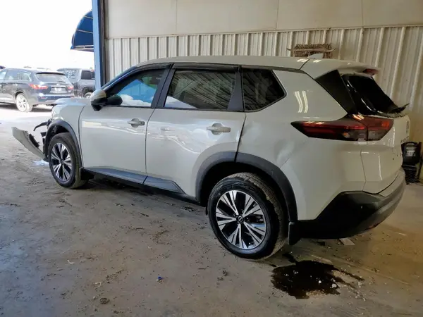5N1BT3BB2NC733457 2022 NISSAN ROGUE - Image 2