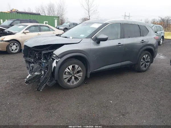 5N1BT3BB2PC751136 2023 NISSAN ROGUE - Image 2