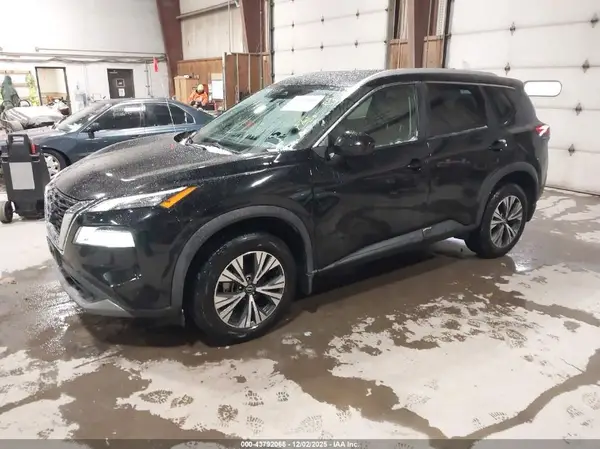 5N1BT3BB2PC824277 2023 NISSAN ROGUE - Image 2