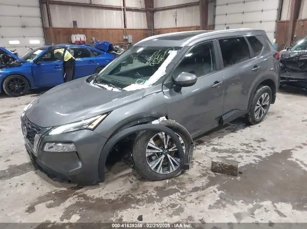 5N1BT3BB2PC935878 2023 NISSAN ROGUE - Image 2