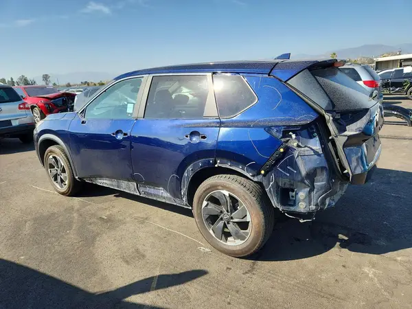 5N1BT3BB2RC687926 2024 NISSAN ROGUE - Image 2