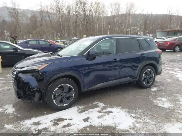 5N1BT3BB2RC714901 2024 NISSAN ROGUE - Image 2