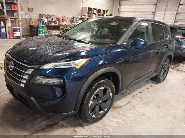5N1BT3BB2RC715384 2024 NISSAN ROGUE - Image 2