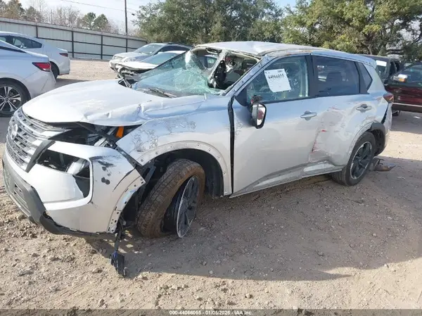 5N1BT3BB2RC722111 2024 NISSAN ROGUE - Image 2