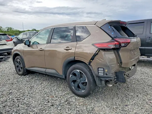 5N1BT3BB2RC722402 2024 NISSAN ROGUE - Image 2