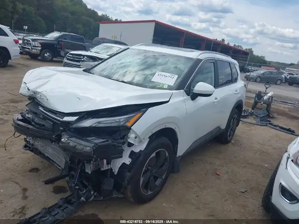 5N1BT3BB2RC756906 2024 NISSAN ROGUE - Image 2