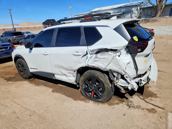 5N1BT3BB2SC777373 2025 NISSAN ROGUE - Image 2