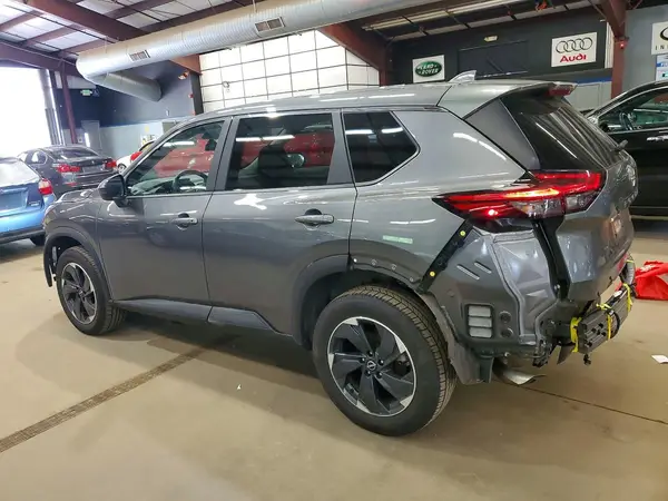 5N1BT3BB2SC780032 2025 NISSAN ROGUE - Image 2