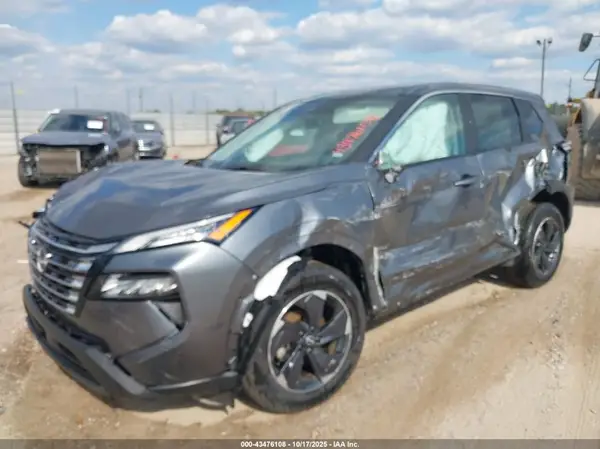5N1BT3BB2SC794898 2025 NISSAN ROGUE - Image 2