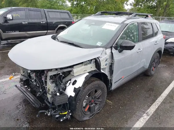 5N1BT3BB2SC795694 2025 NISSAN ROGUE - Image 2