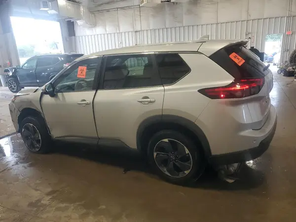 5N1BT3BB2SC798966 2025 NISSAN ROGUE - Image 2