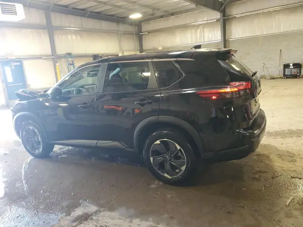 5N1BT3BB2SC800313 2025 NISSAN ROGUE - Image 2