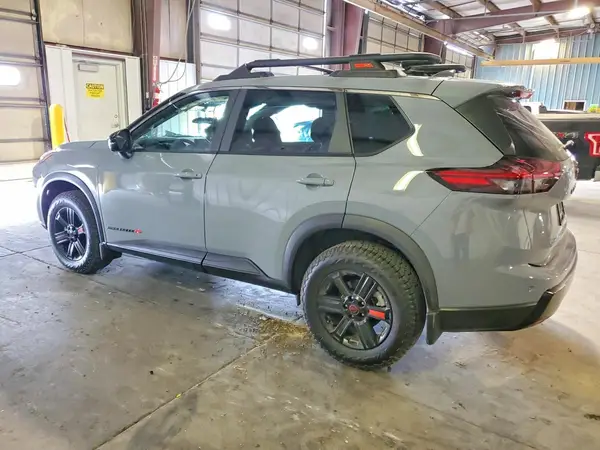 5N1BT3BB2SC822263 2025 NISSAN ROGUE - Image 2