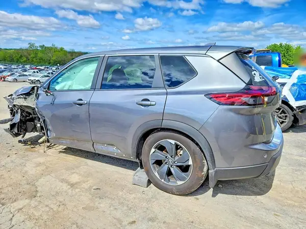 5N1BT3BB2TC702674 2026 NISSAN ROGUE - Image 2