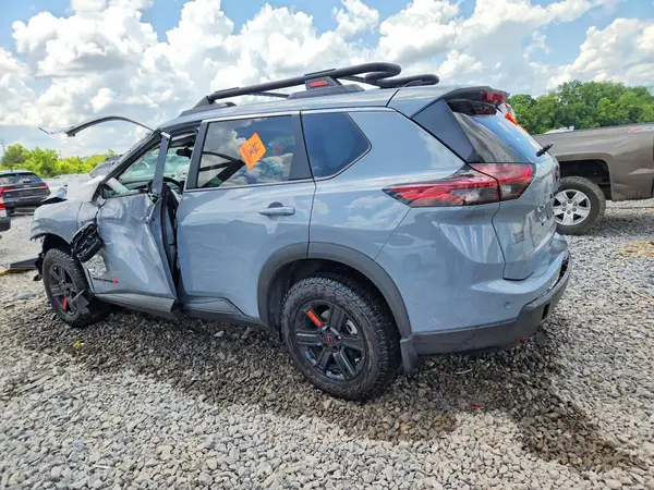 5N1BT3BB2TC778766 2026 NISSAN ROGUE - Image 2