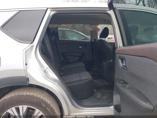 5N1BT3BB3NC672961 2022 NISSAN ROGUE - Image 8