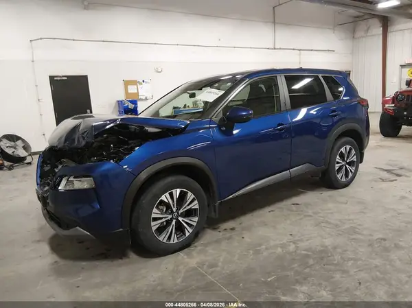 5N1BT3BB3NC673852 2022 NISSAN ROGUE - Image 2