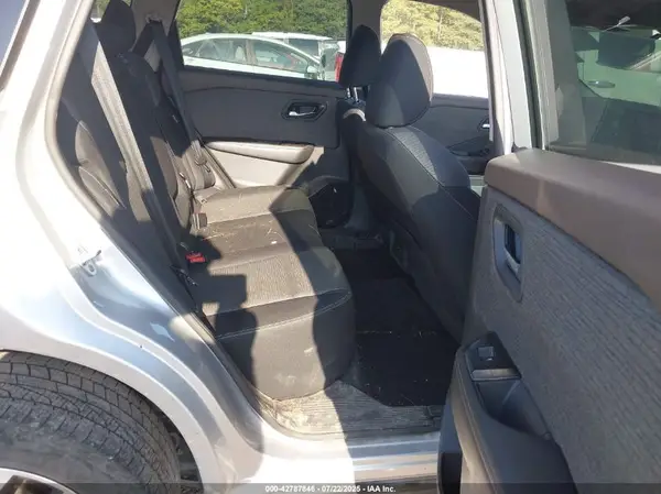 5N1BT3BB3NC693003 2022 NISSAN ROGUE - Image 8