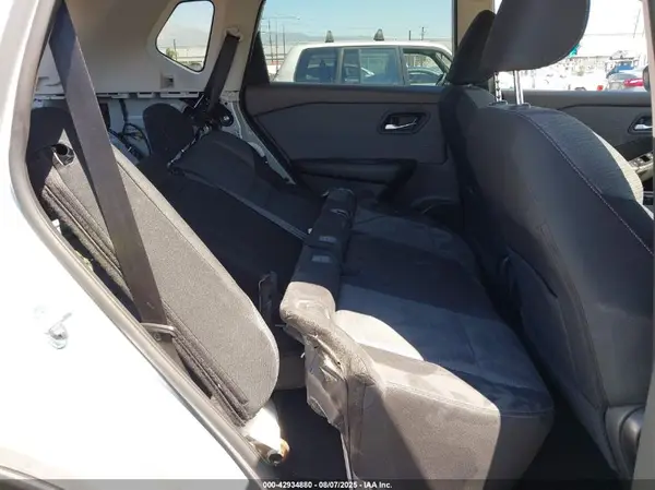 5N1BT3BB3NC721611 2022 NISSAN ROGUE - Image 8