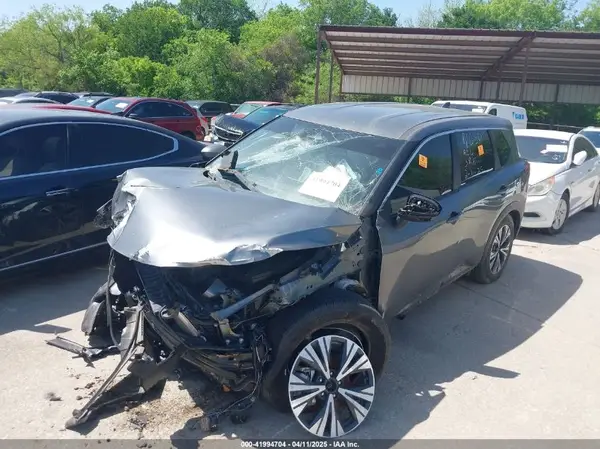 5N1BT3BB3PC902484 2023 NISSAN ROGUE - Image 2