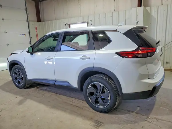 5N1BT3BB3RC683657 2024 NISSAN ROGUE - Image 2