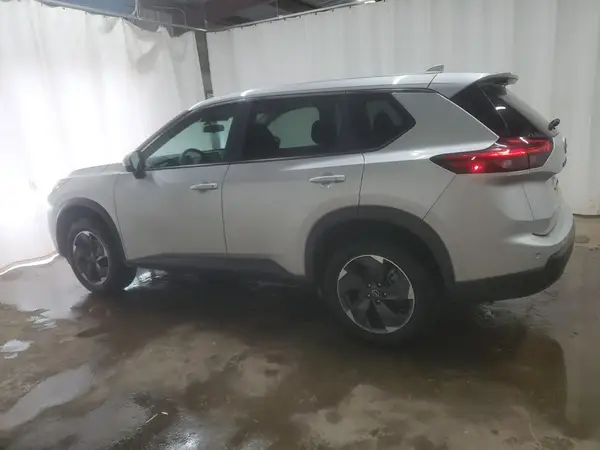 5N1BT3BB3RC697915 2024 NISSAN ROGUE - Image 2