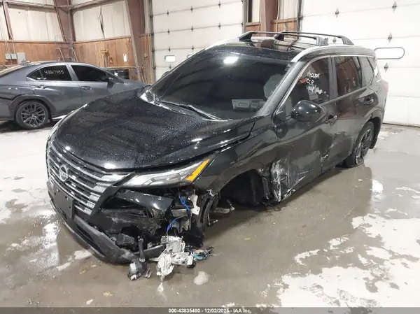 5N1BT3BB3RC721713 2024 NISSAN ROGUE - Image 2