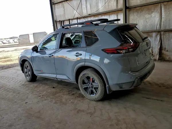 5N1BT3BB3SC790228 2025 NISSAN ROGUE - Image 2