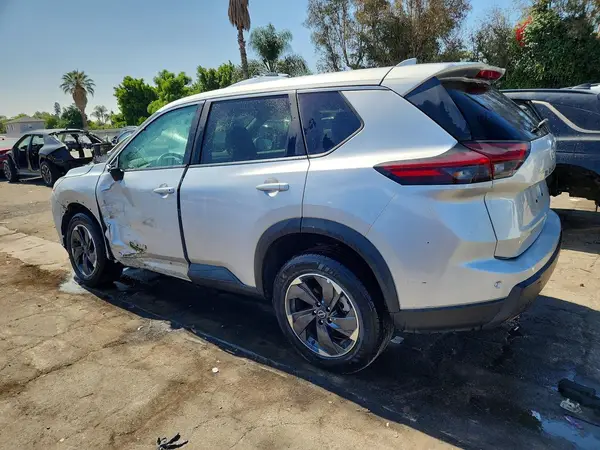 5N1BT3BB3SC829951 2025 NISSAN ROGUE - Image 2