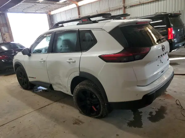 5N1BT3BB3TC671824 2026 NISSAN ROGUE - Image 2