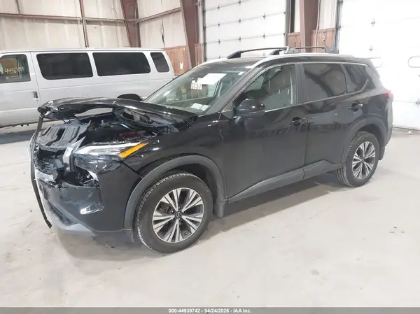 5N1BT3BB4PC674947 2023 NISSAN ROGUE - Image 2