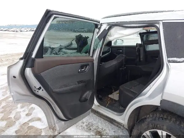 5N1BT3BB4PC804452 2023 NISSAN ROGUE - Image 8