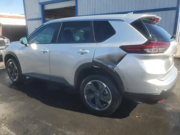 5N1BT3BB4RC692125 2024 NISSAN ROGUE - Image 2