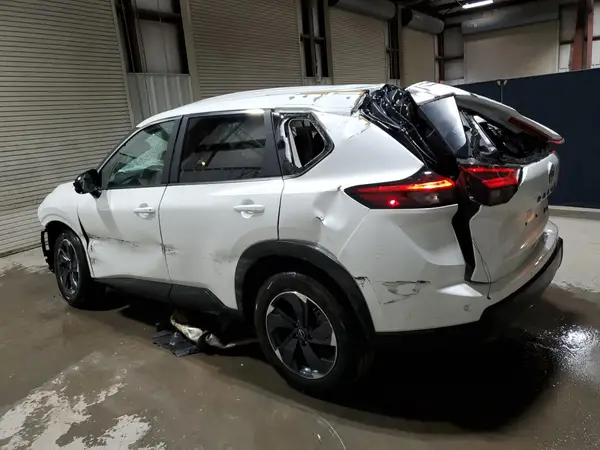 5N1BT3BB4RC733644 2024 NISSAN ROGUE - Image 2