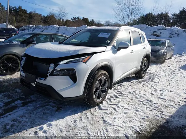 5N1BT3BB4SC675914 2025 NISSAN ROGUE - Image 2