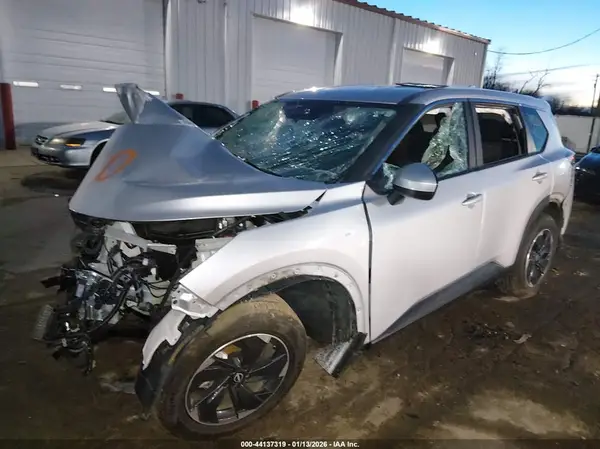 5N1BT3BB4SC769386 2025 NISSAN ROGUE - Image 2