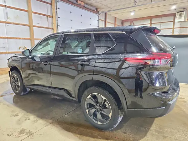 5N1BT3BB4SC776757 2025 NISSAN ROGUE - Image 2