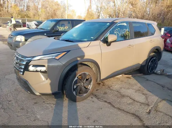 5N1BT3BB4SC782686 2025 NISSAN ROGUE - Image 2