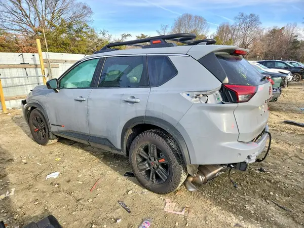 5N1BT3BB4SC821728 2025 NISSAN ROGUE - Image 2