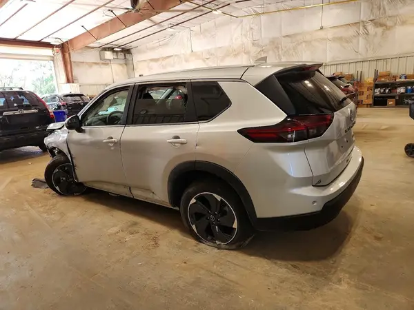 5N1BT3BB4SC832387 2025 NISSAN ROGUE - Image 2