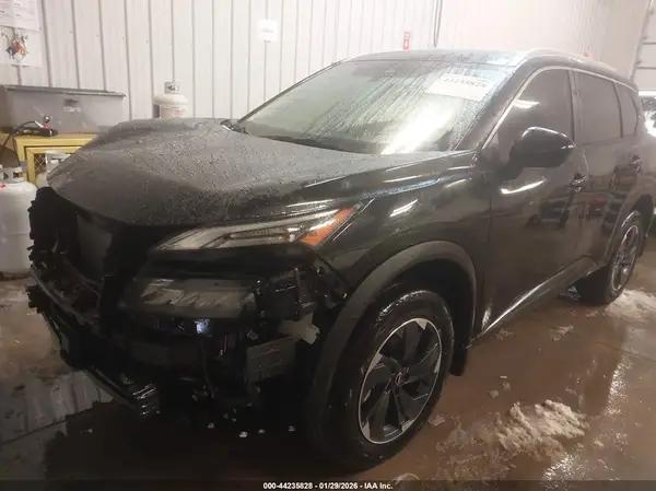 5N1BT3BB4SC871559 2025 NISSAN ROGUE - Image 2