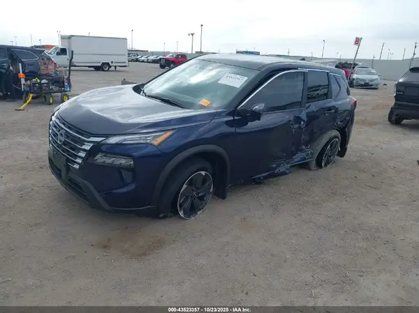 5N1BT3BB4TC702952 2026 NISSAN ROGUE - Image 2