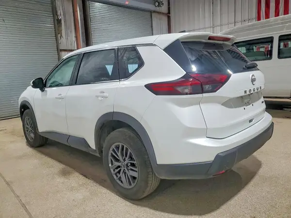 5N1BT3BB4TC752752 2026 NISSAN ROGUE - Image 2