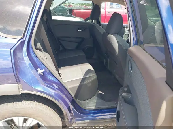 5N1BT3BB5NC687008 2022 NISSAN ROGUE - Image 8